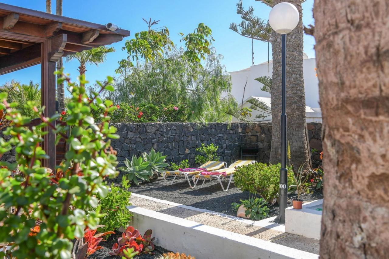 Bungalow Playa Bastian Costa Teguise Luaran gambar