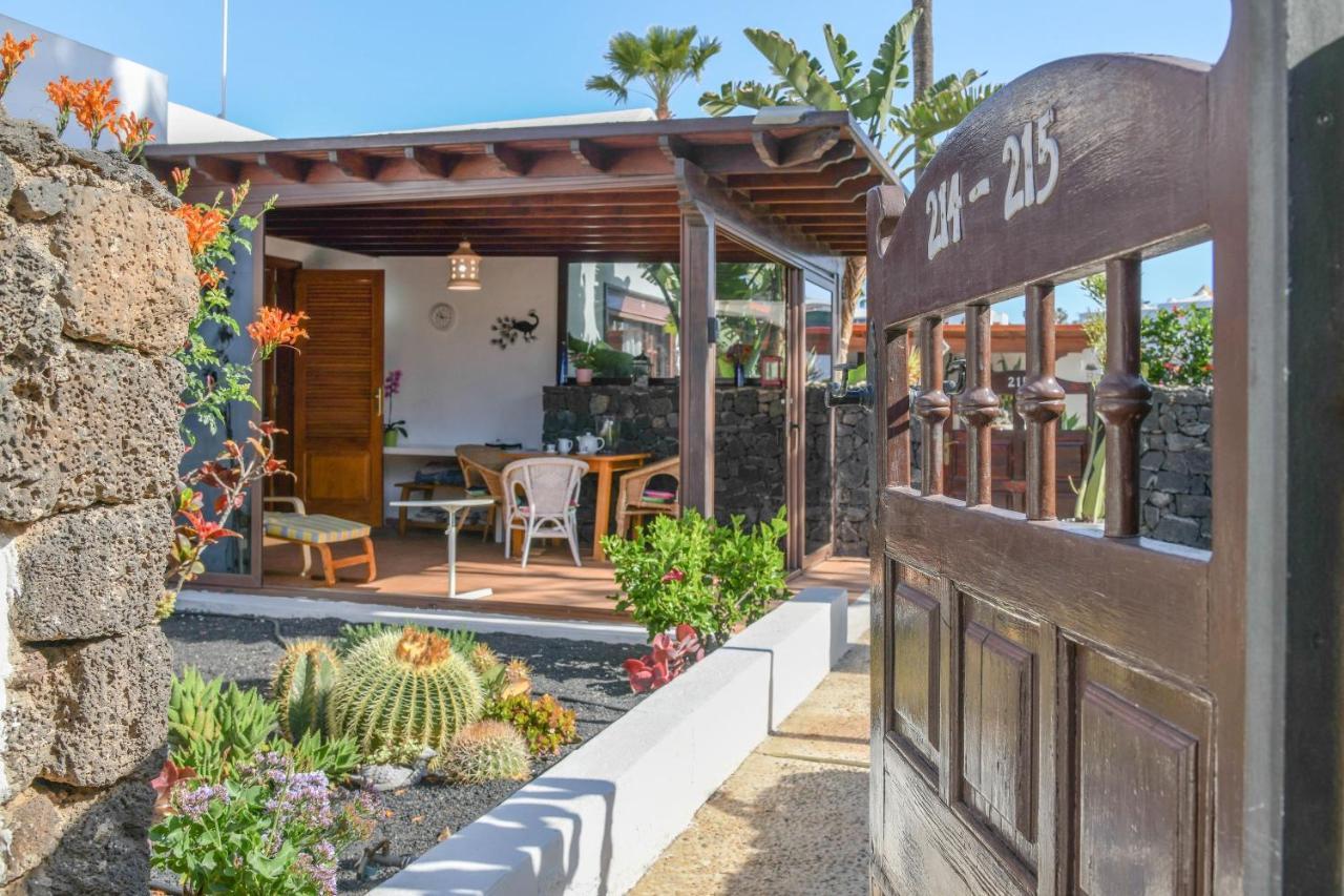 Bungalow Playa Bastian Costa Teguise Luaran gambar